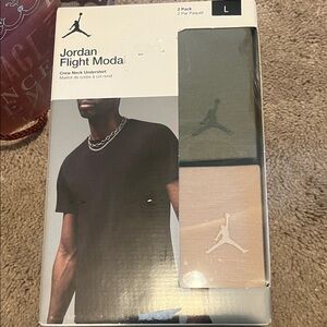 Jordan Flight Modal Crew Neck Undershirts - Olive Green & Beige